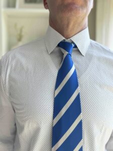 Charles Tyrwhitt Dress Shirt with Tie. Blue Floral design dress shirt