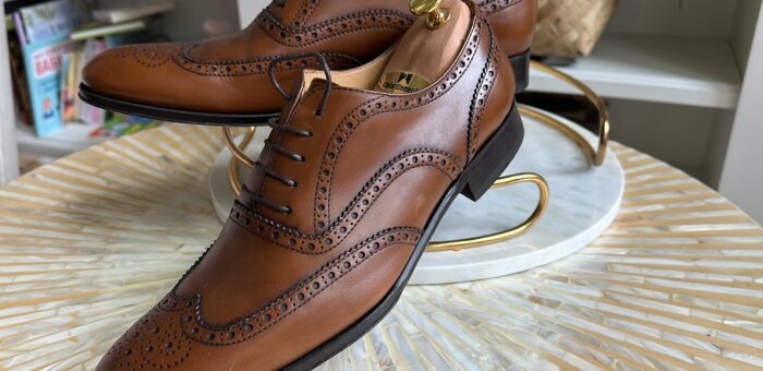 Wingtip Shoes: Mastering Dress Shoe Fashion