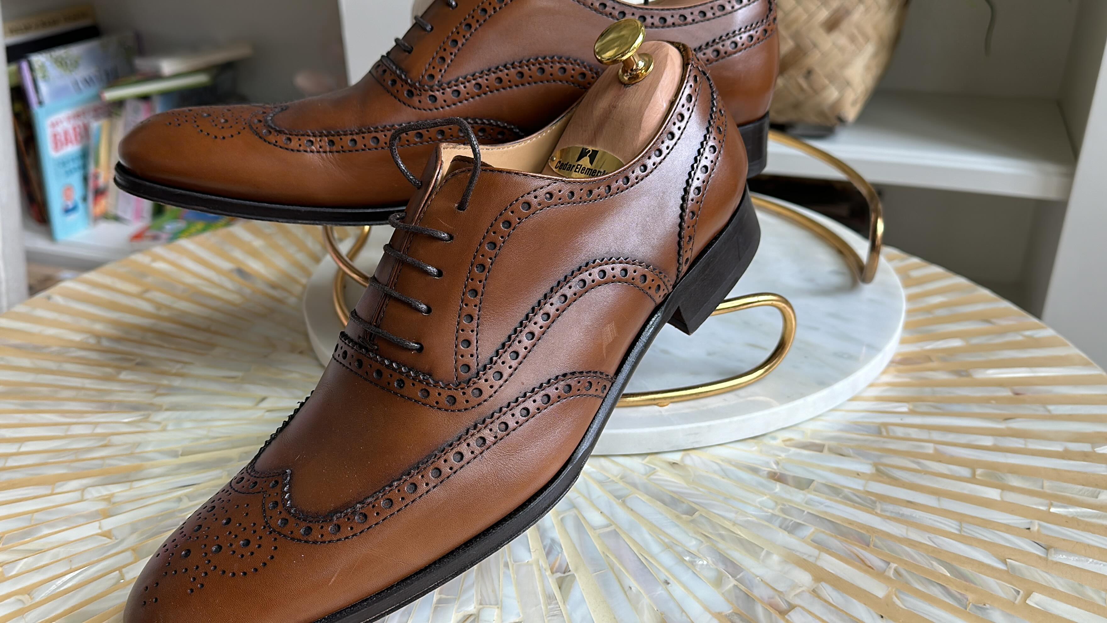 Wingtip Shoes: Mastering Dress Shoe Fashion